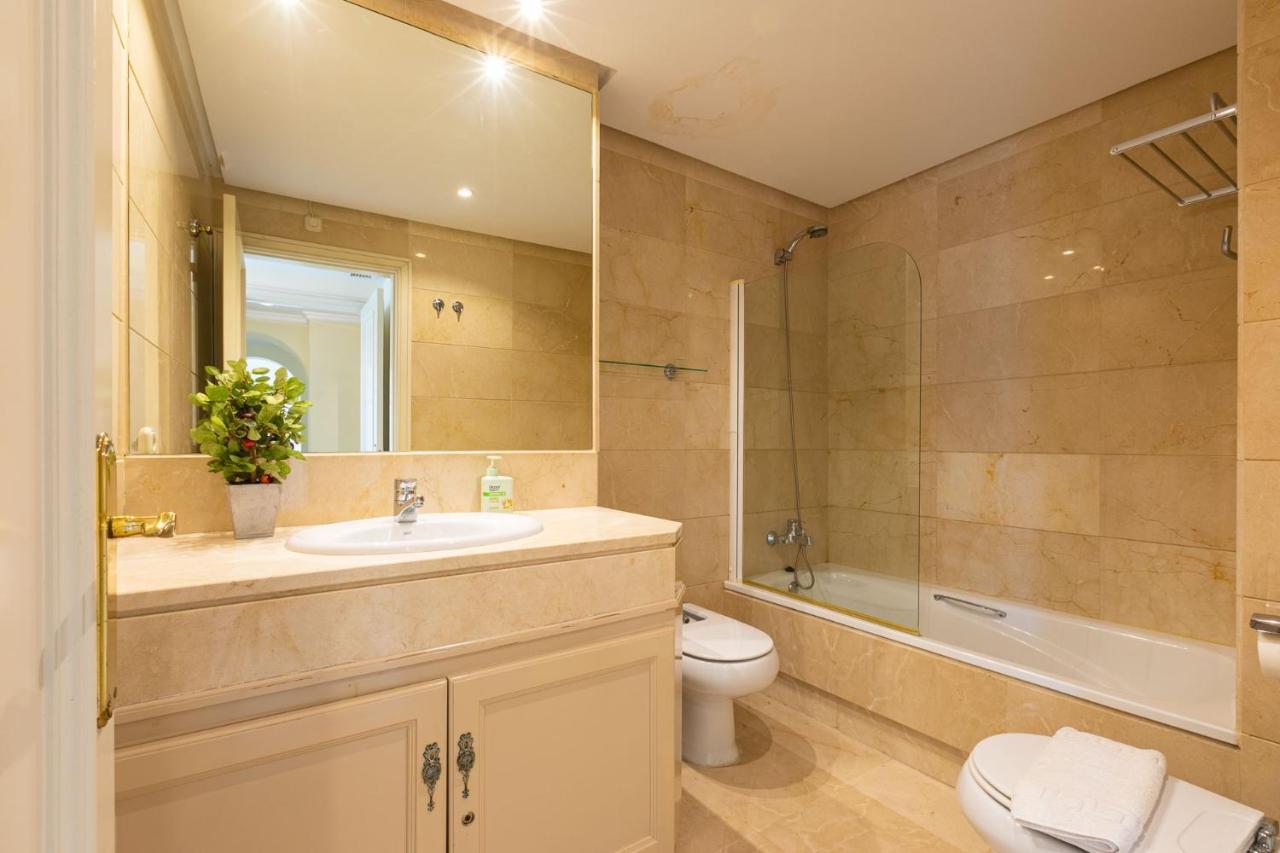 Appartement Puerto Banus, Marina Banus, 2br, 2bth, Pool, Parking, Marbella, 2h *